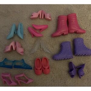 Vintage Mattel Lot Of‎ 11 Shoes & Boots Barbie Lot 1